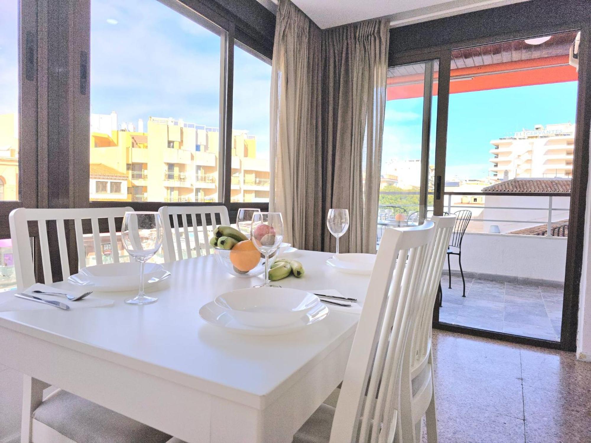 Nogalera Rainbow 2-Bedroom Apartment, Pool And Parking By Namaste Elite Torremolinos Eksteriør bilde