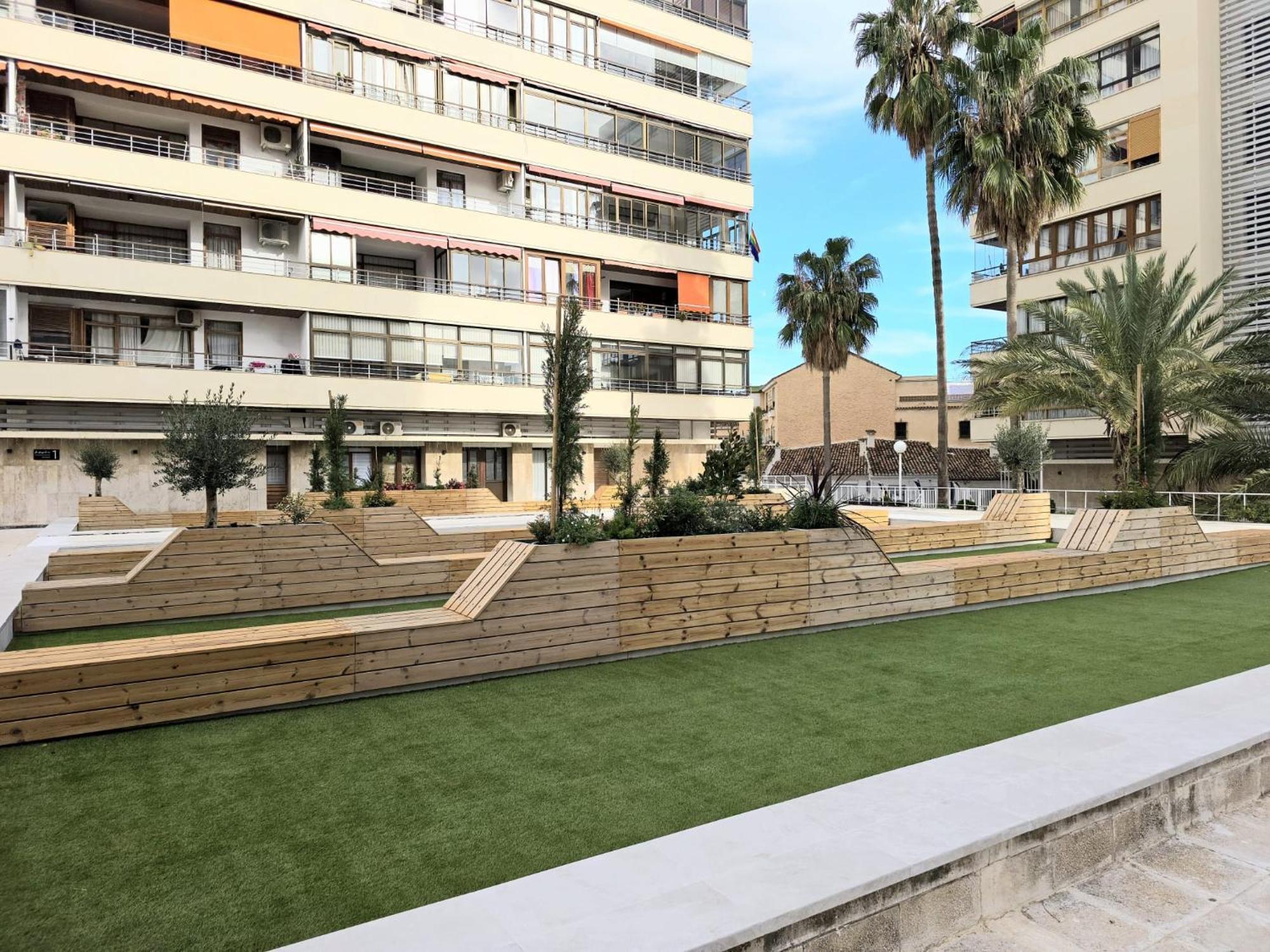 Nogalera Rainbow 2-Bedroom Apartment, Pool And Parking By Namaste Elite Torremolinos Eksteriør bilde